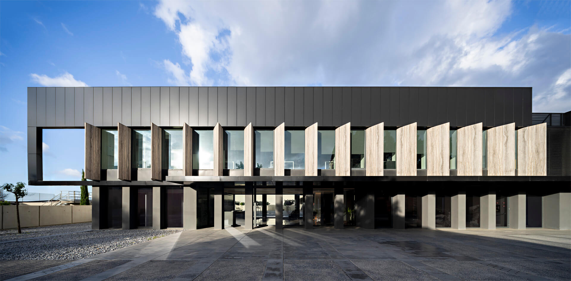 12_CAPUA1880_GEZA_photo credits Javier Callejas_LD